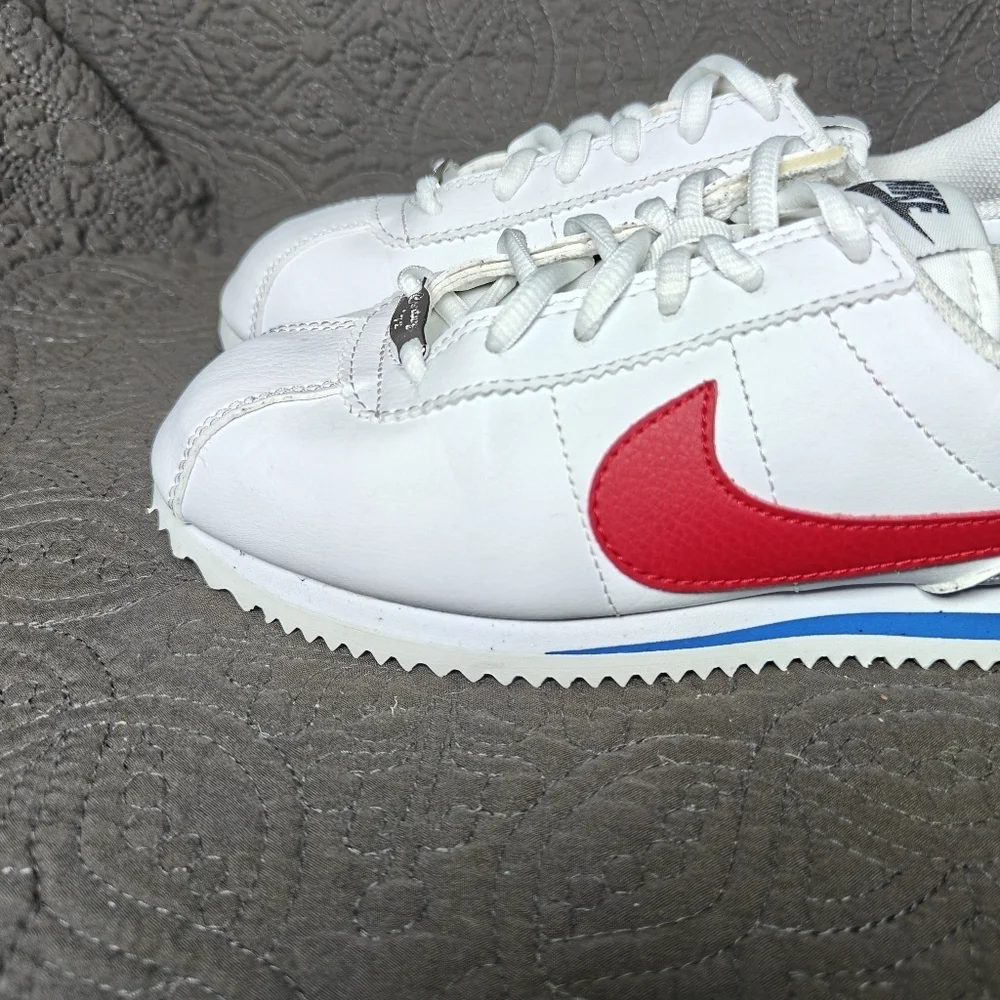 Nike Cortez Basic Leather White Pink Classic Sneakers Big Kid Youth Shoe Size 4Y